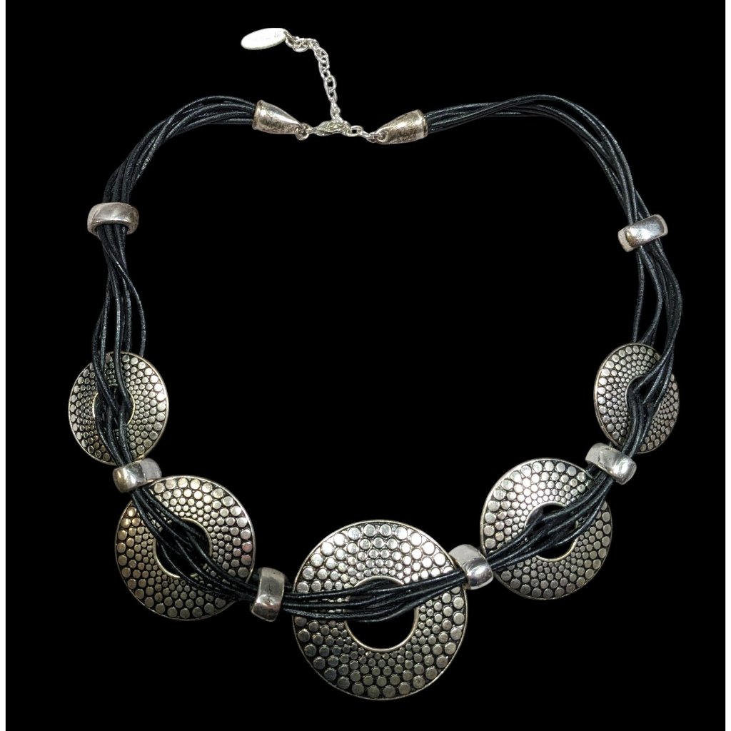 St Thomas Silver Tone Pebble Medallion Statement Necklace 50$